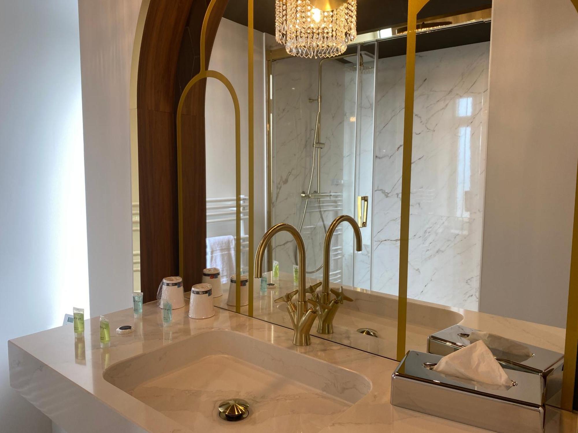 Park Hotel Bellevue เทรกาสแตล ภายนอก รูปภาพ